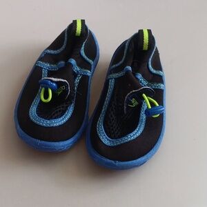 Speedo Kids Water Shoes - Black and Blue